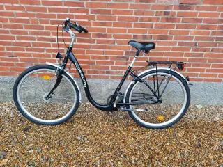 Damecykel med lav indstigning og 7 gear