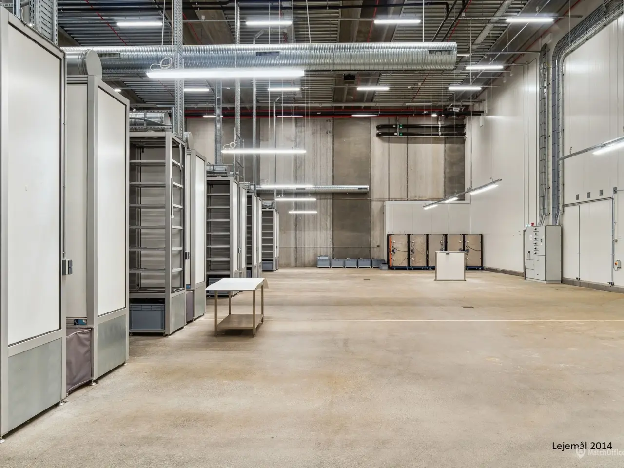 Billede 32 - Logistiklejemål med porte og ramper og en loftshøjde op til 10 meter