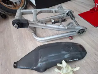 Kawasaki ZRX 1200 R bagsvinger