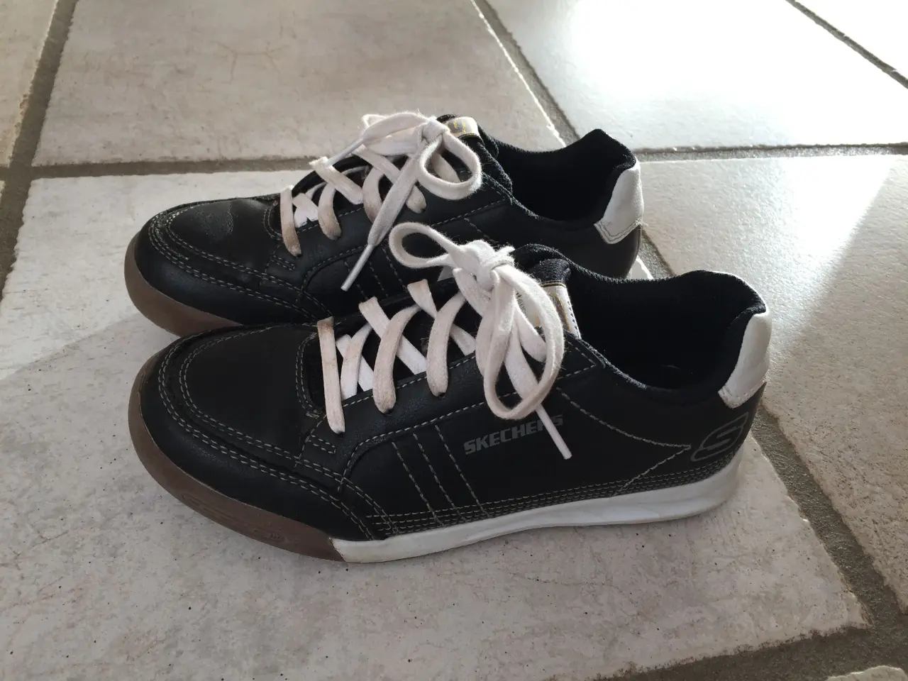 Billede 1 - Lækre sketchers sko str 33