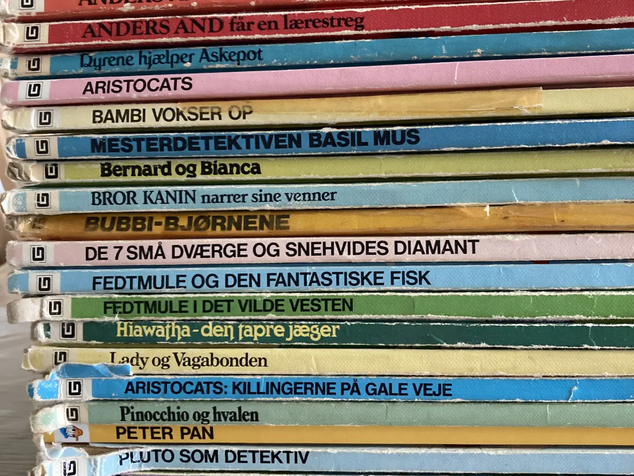 Billede 1 - Disney bøger sælges