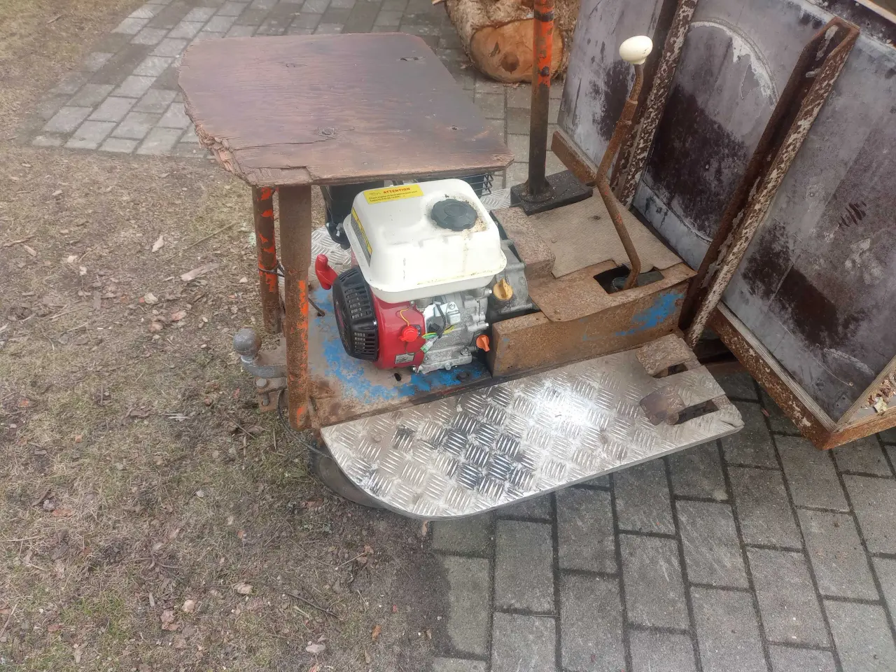 Billede 4 - Kirkegårdsvogn sælges. Kirkegårds traktor. Multi t