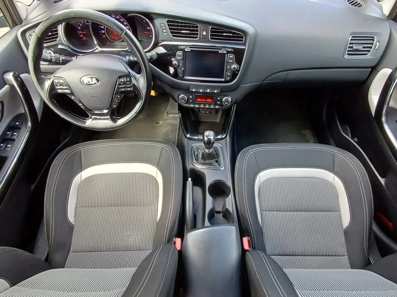 Billede 10 - Kia Ceed 1,6 CRDi 128 Premium