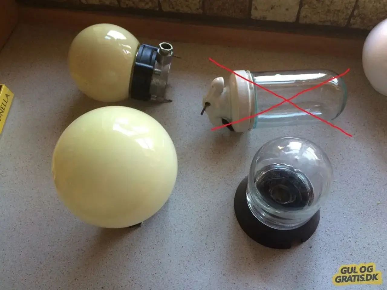 Billede 3 - Gamle  loftlamper