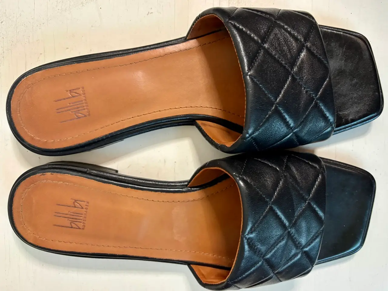 Billede 2 - Billi Bi, sorte slippers, str 39