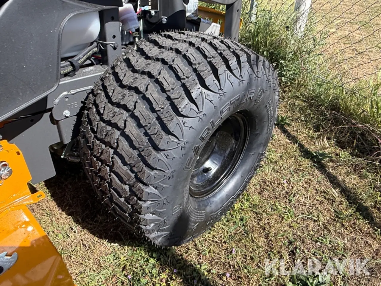 Billede 5 - Græsslåmaskine Cub cadet 17AIEAEL603