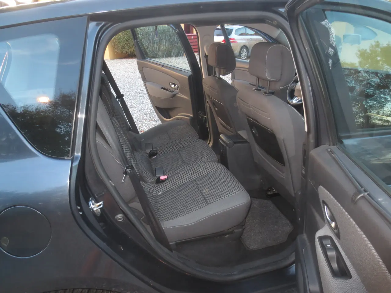 Billede 11 - Renault Scenic 1.5 DCi År 11. Synet 5/25.
