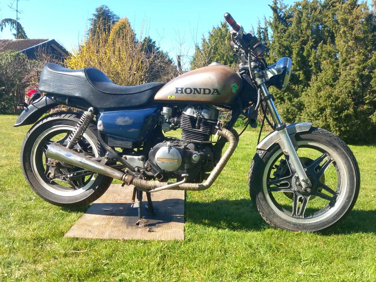 Billede 2 - Honda cm 400 motorcykel