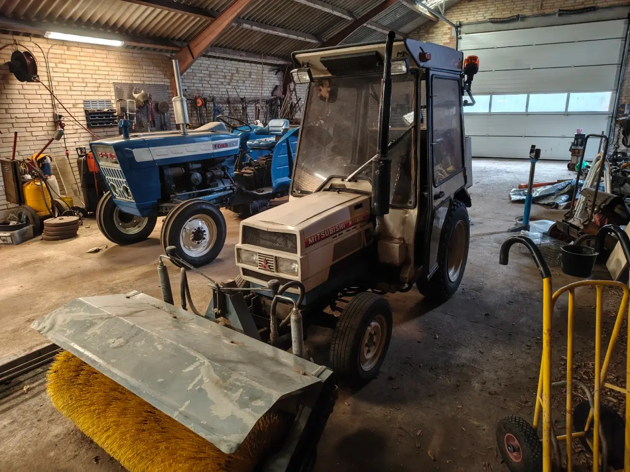Billede 1 - Kompakt traktor