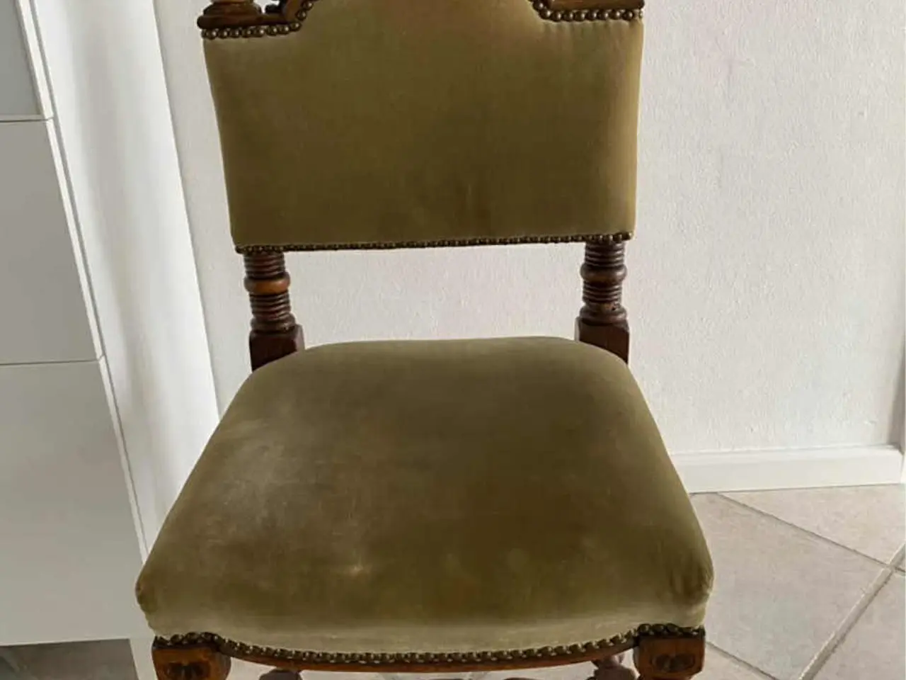 Billede 1 - Antik stol fra 1800-tallet