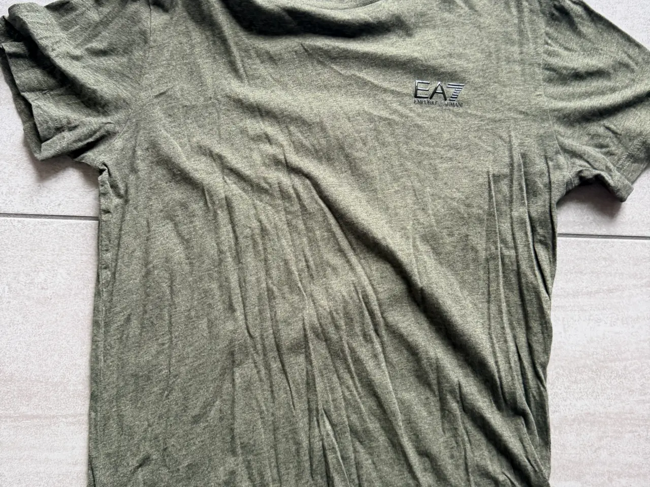 Billede 1 - Armani T-shirt str. L
