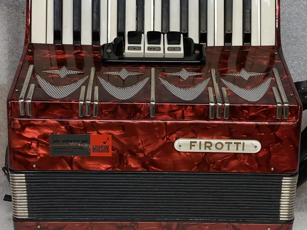 Billede 12 - Firotti harmonika – 2-kor / 3 registre – nyservice