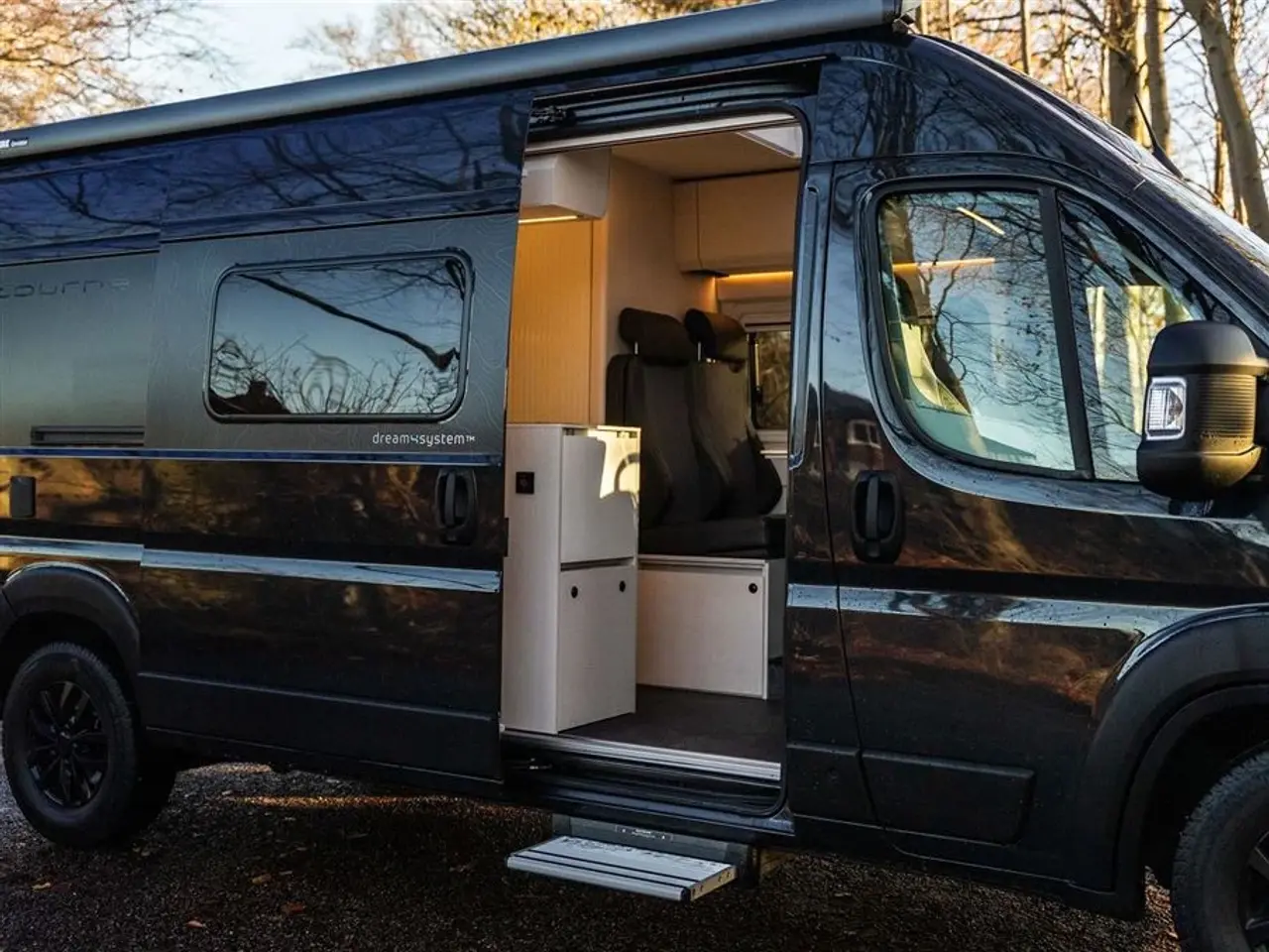 Billede 57 - 2026 - Tourne 6.0 Select aut. gear - Black - 180HK Tournes topmodel
