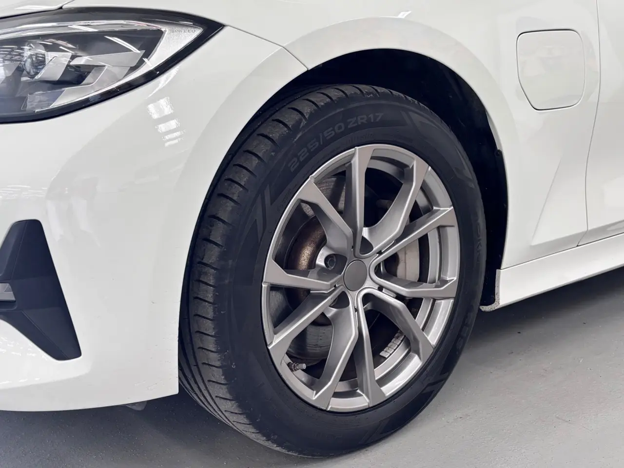 Billede 3 - BMW 330e 2,0 Touring Sport Line aut.