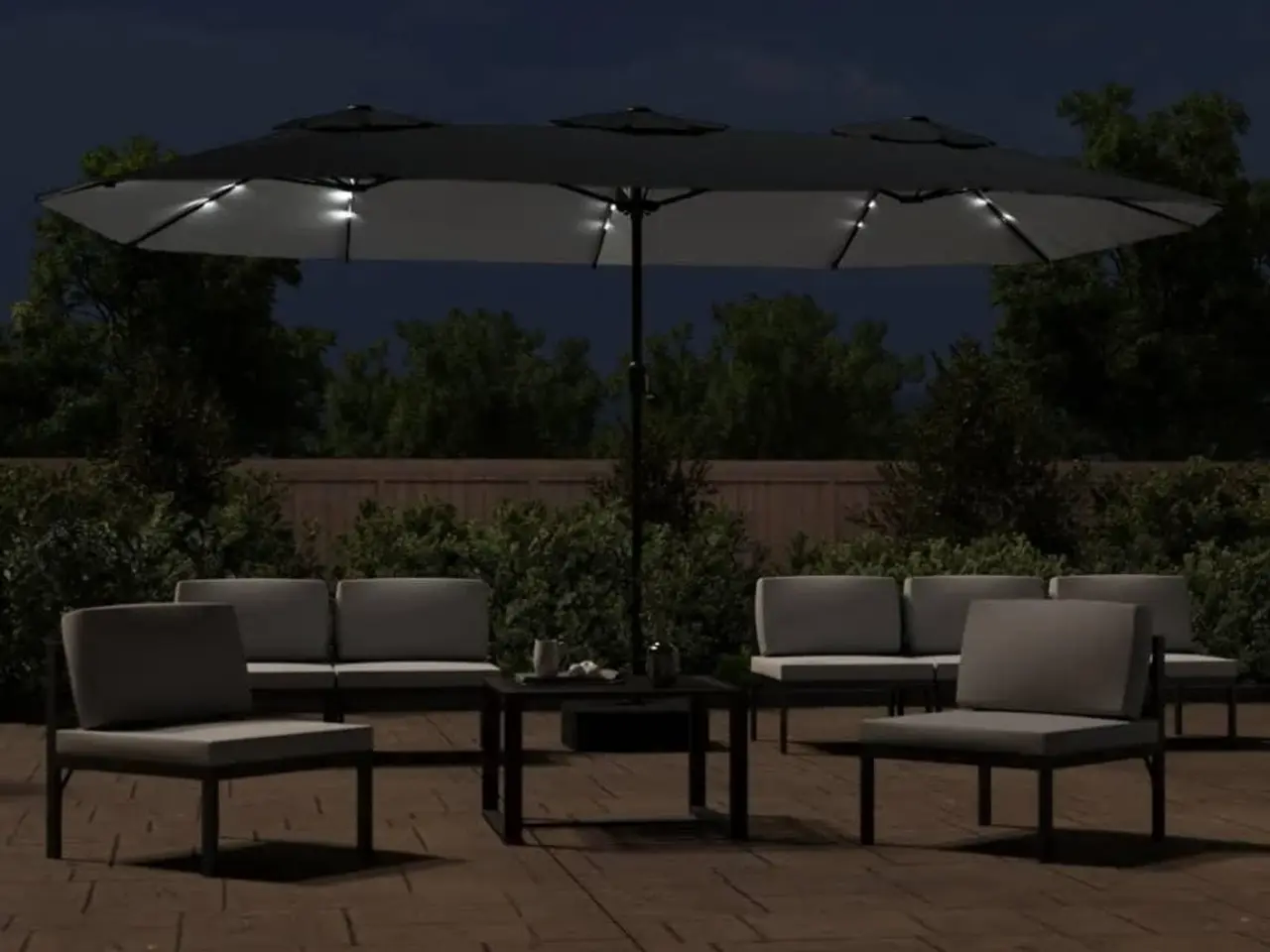 Billede 3 - Parasol med dobbelt parasoldug og LED-lys 449x265 cm sort