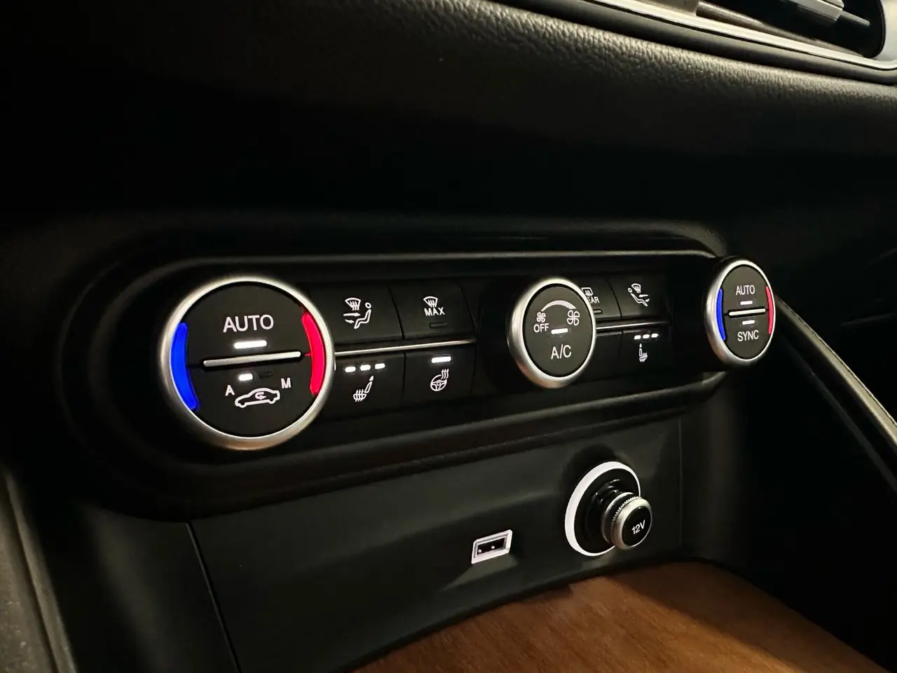 Billede 22 - Alfa Romeo Stelvio 2,0 TB Veloce Q4 280HK 5d 8g Aut.
