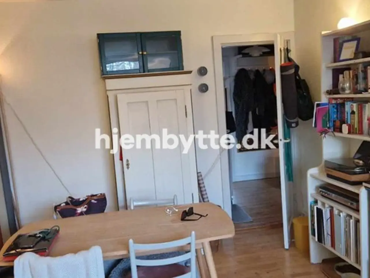 Billede 2 - Hjembytte - Emdrupvej