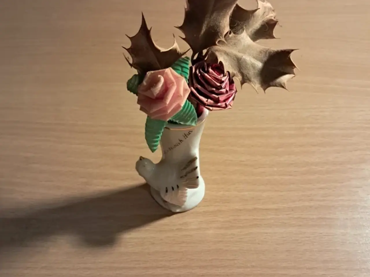 Billede 2 - Minivase med blomster og mistelten