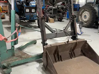 Frontlæsser fra Ford 5610 