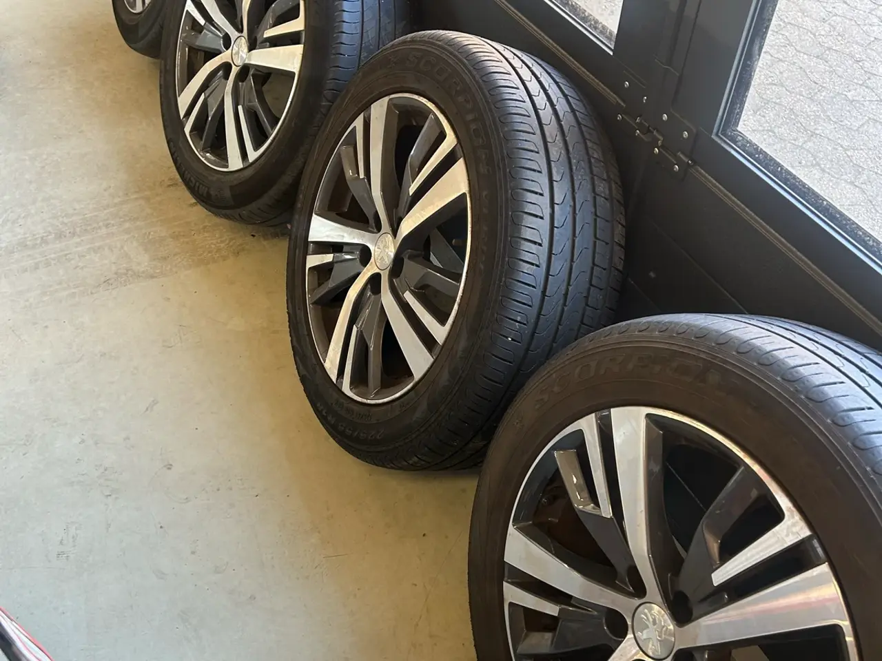 Billede 3 - Peugeot 3008 sommerhjul