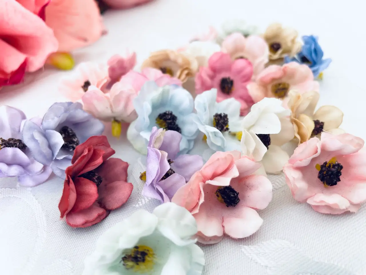 Billede 3 - Små kunstig blomster i forskellige farver