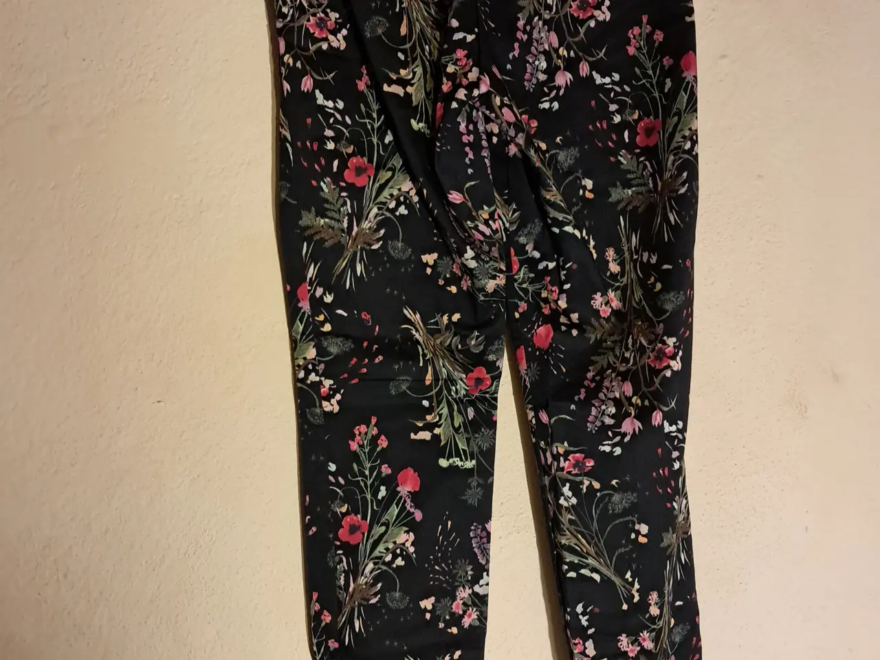 Billede 1 - H&M str. 36 bukser
