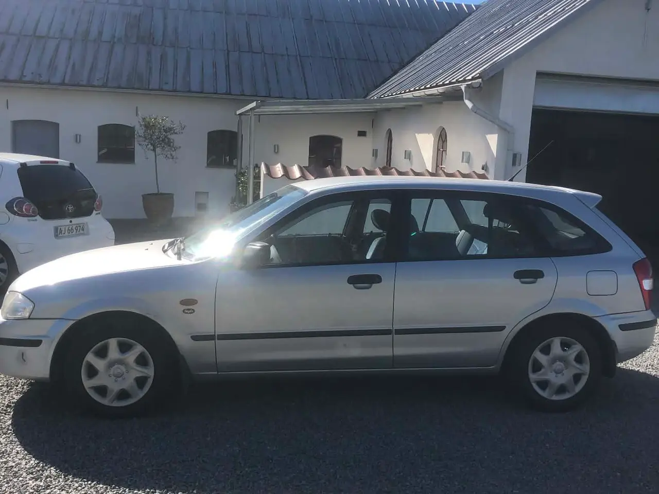Billede 2 - Mazda 323F