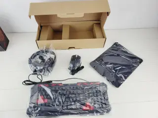 Tastatur, DELTACO , 4-i-1 Gaming Gear Kit