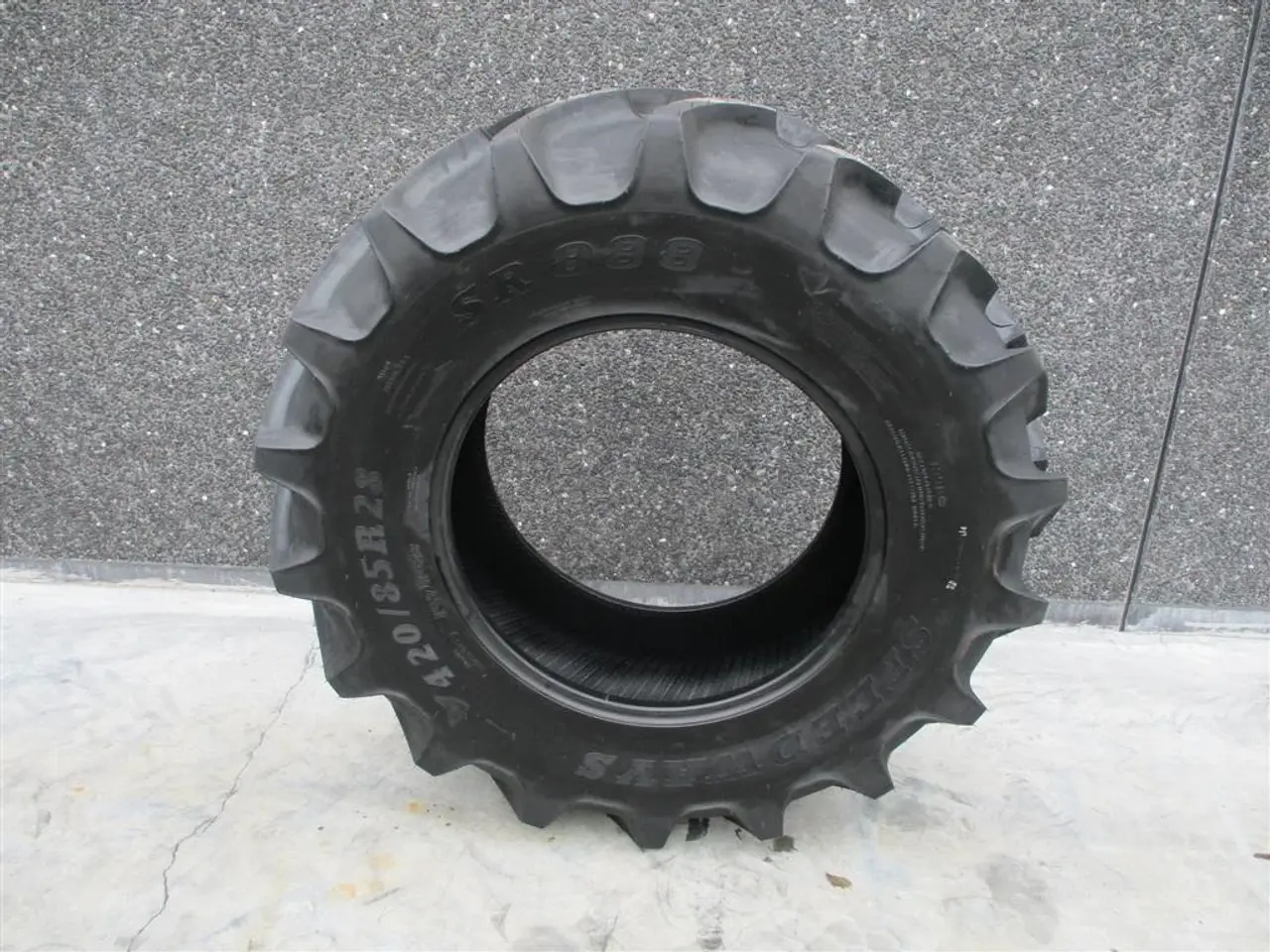 Billede 1 - Speedways 420/85R28 (16.9R28) TL NYE DÆK TIL TRAKTOR