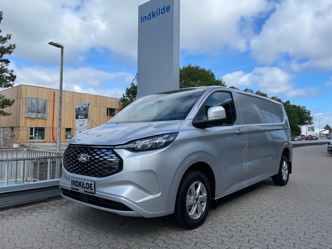 Billede 1 - Ford E-Transit Custom 340 L2 71 Limited