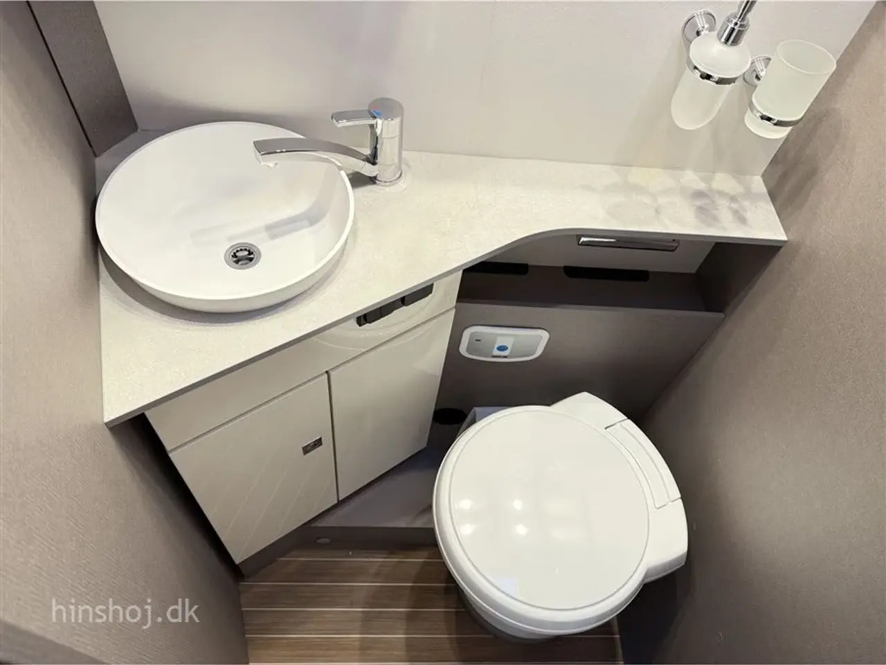 Billede 20 - 2025 - Etrusco T 7400 QBC Aut.   Drømmeautocamperen: Etrusco By Hymer – Komfort og Luksus i Én Pakke