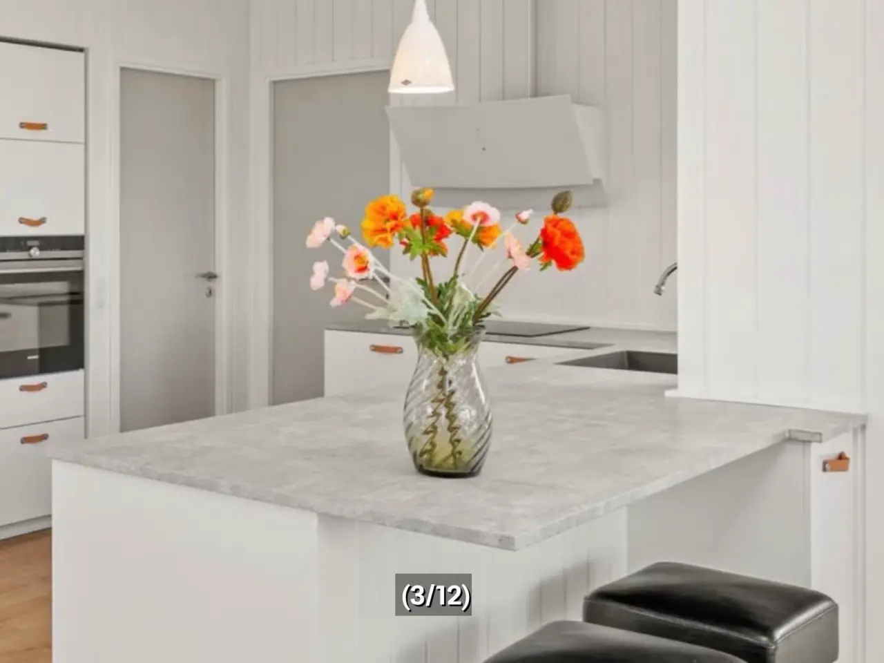 Billede 3 - Bordplade med under limet vask