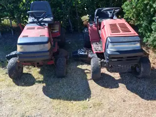 Havetraktor 2 stk + mange dele