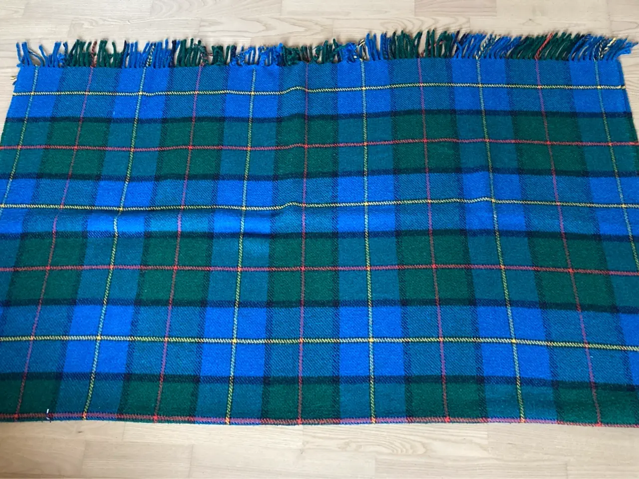 Billede 2 - Ternet tæppe 175x145cm, blå/grøn