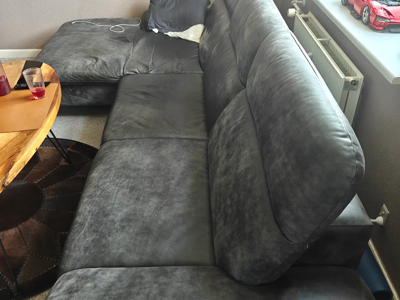 Billede 1 - Sort sofa i analinlæder