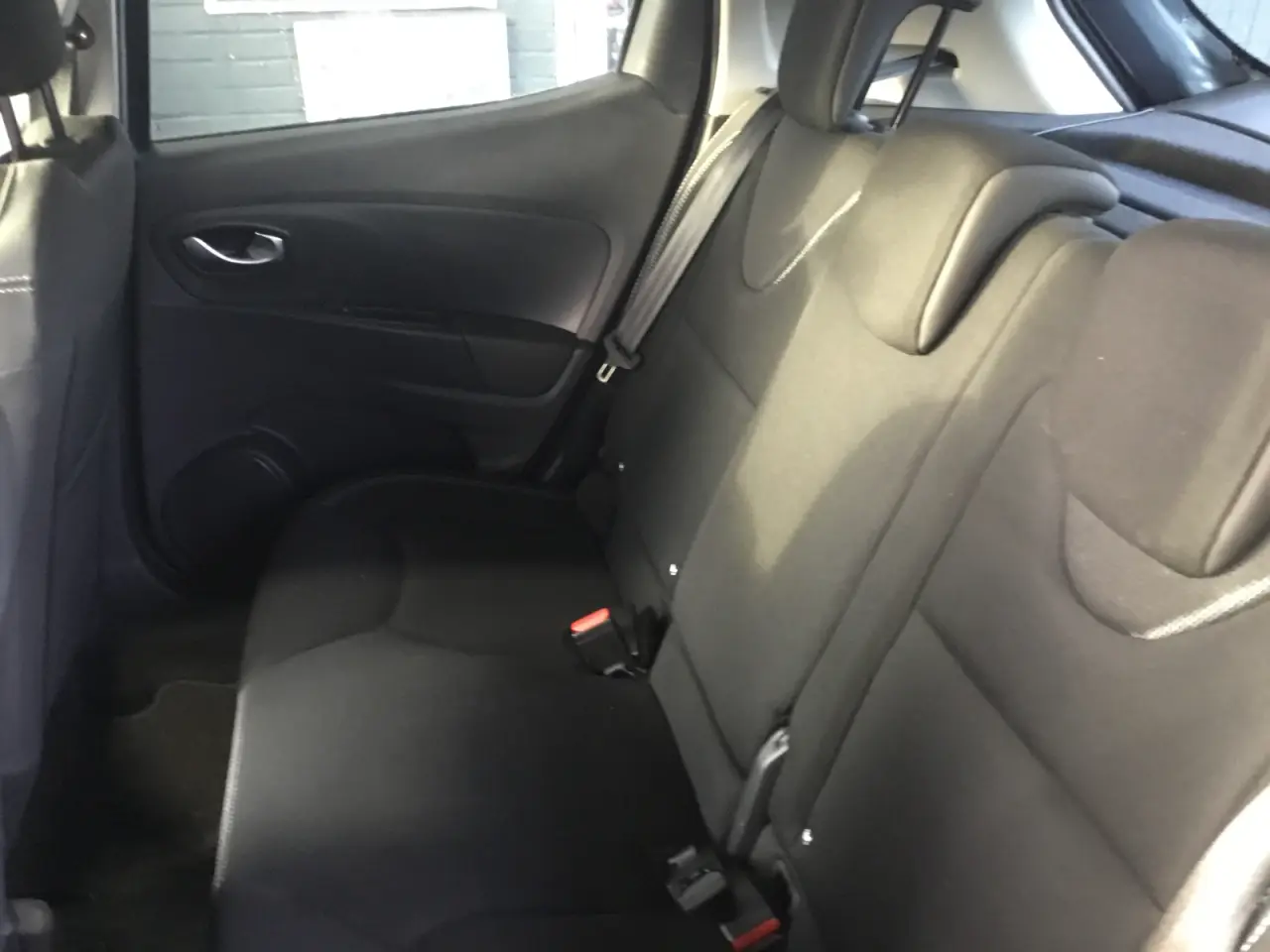Billede 9 - Renault clio 90 hk. 1.ejer som ny km 28.500