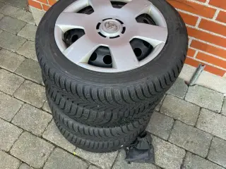14 Toyota Aygo Vinterhjul med super gode vinterdæk
