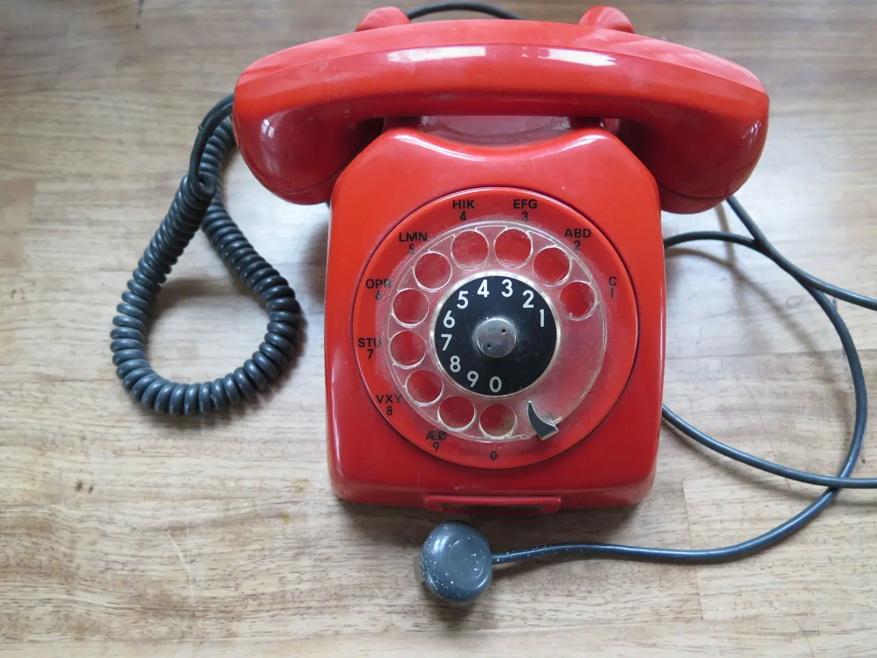 Billede 2 - Telefon Rød med drejeskive88