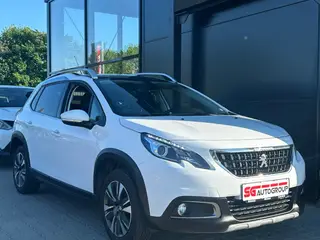 Peugeot 2008 1,2 e-THP 110 Allure Sky