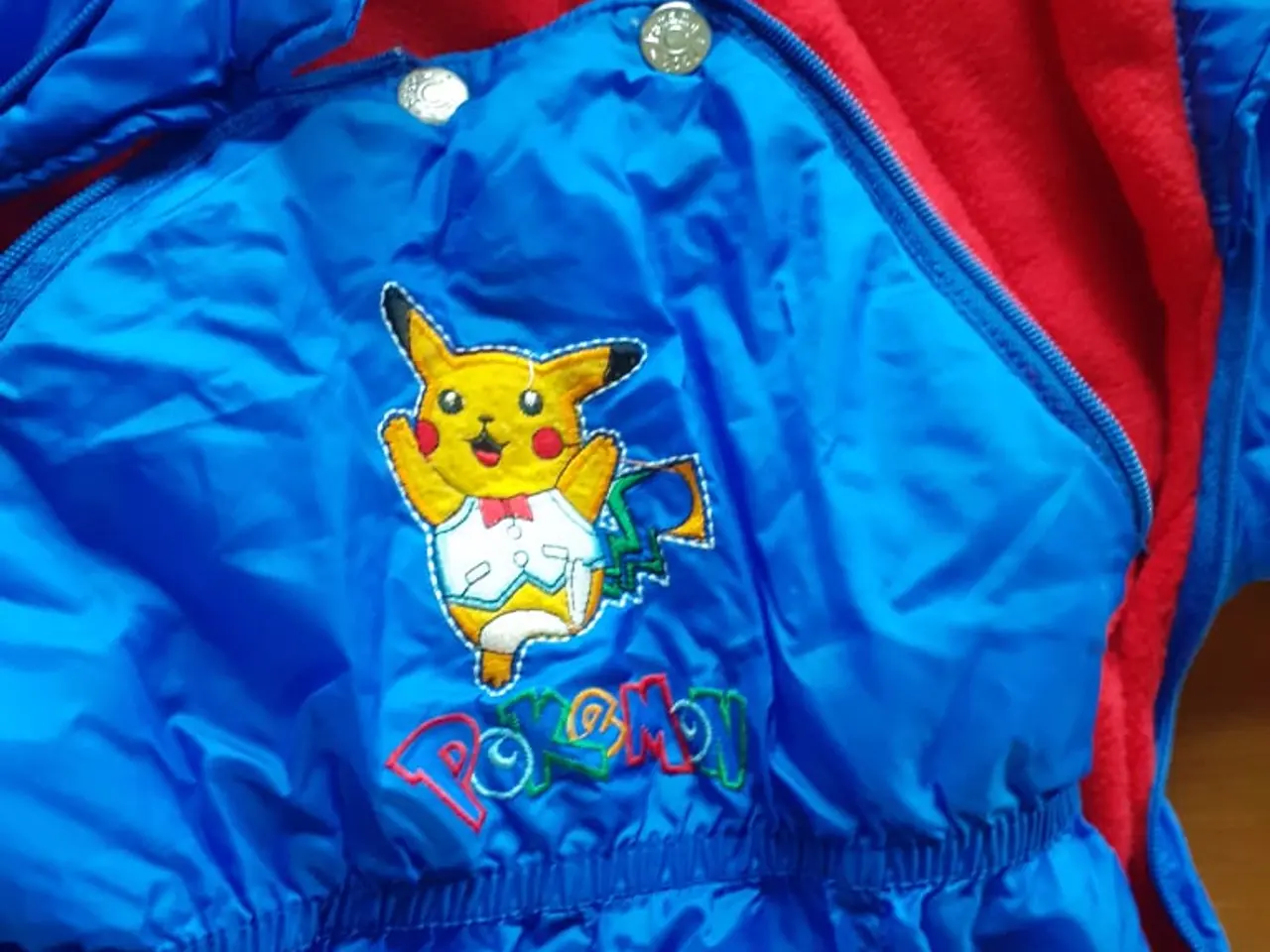 Billede 2 - Flyverdragt mærke pokemon blå