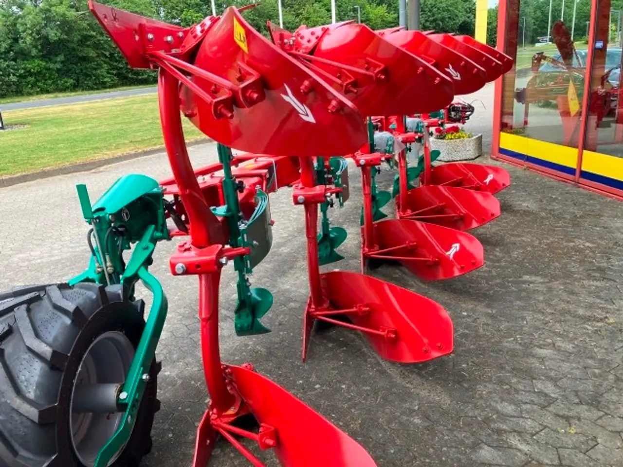 Billede 2 - Kverneland 5F. 3300S krop 28 vendeplov