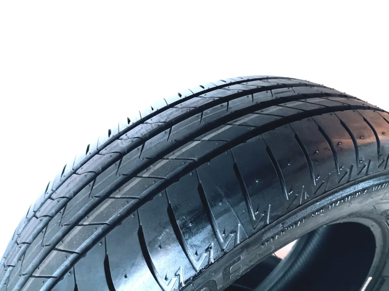 Billede 2 - sommerdæk - 225/65R17 102H Bridgestone (4stk)