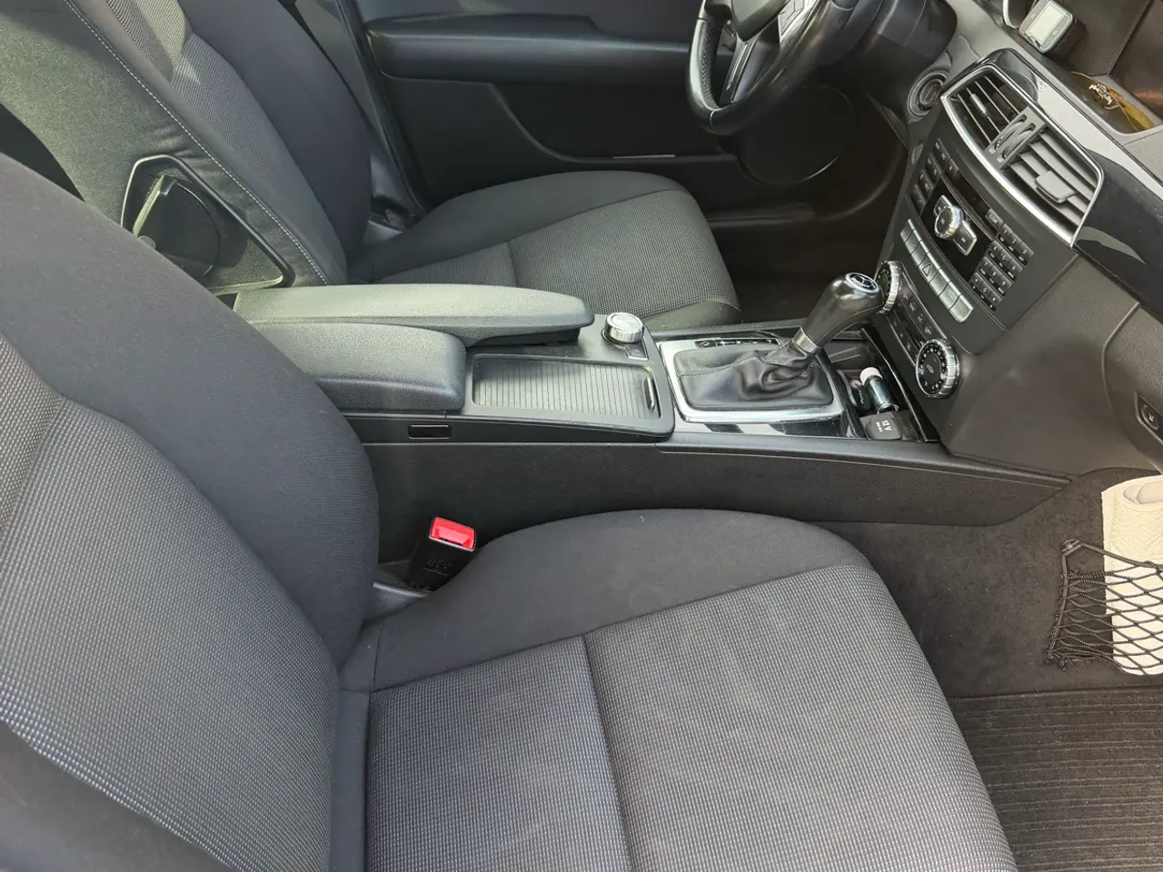 Billede 4 - Flot serviceret Mercedes 180