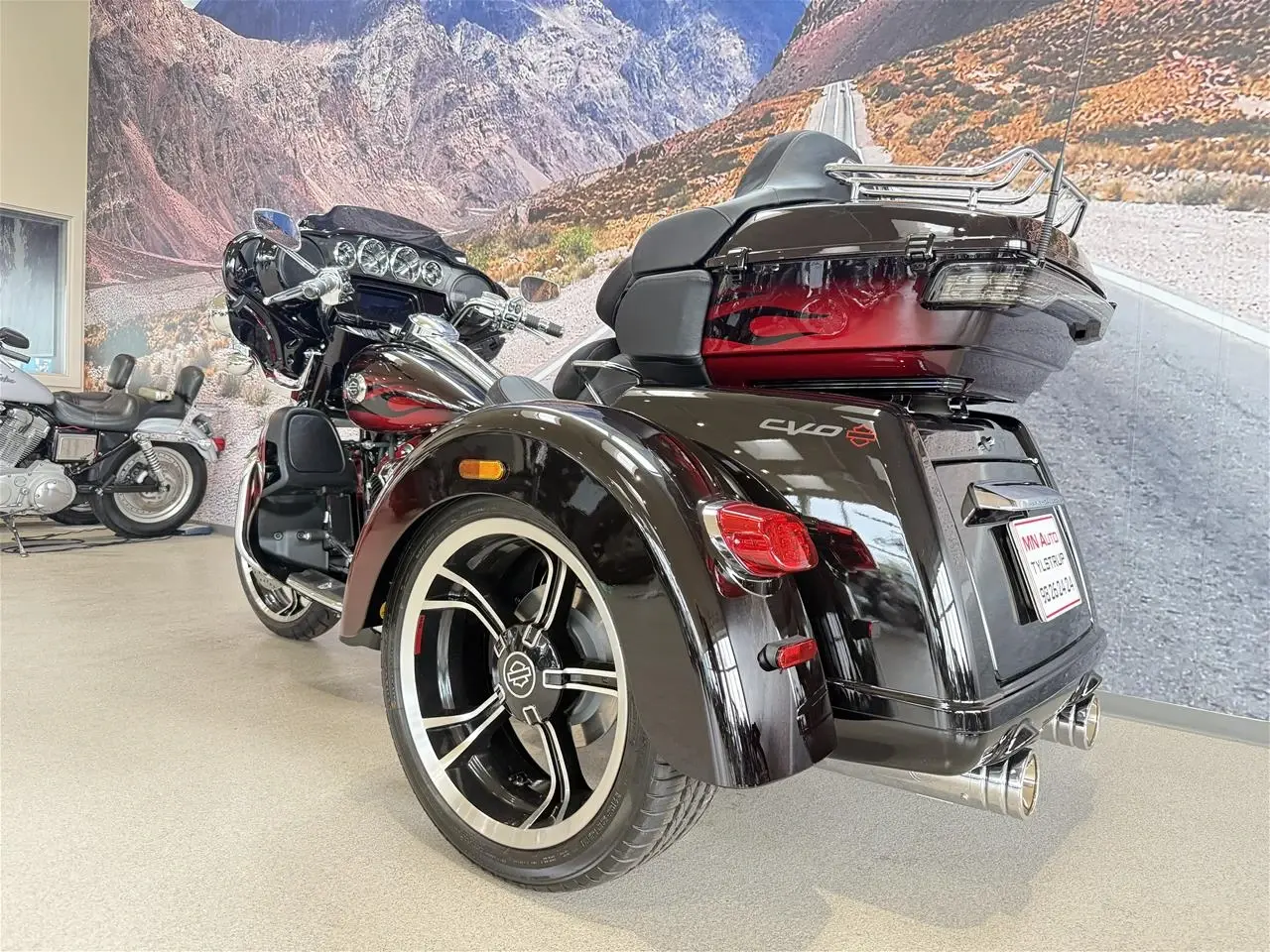Billede 11 - Harley-Davidson FLHTCUTGSE Tri Glide Ultra CVO 117" Trike