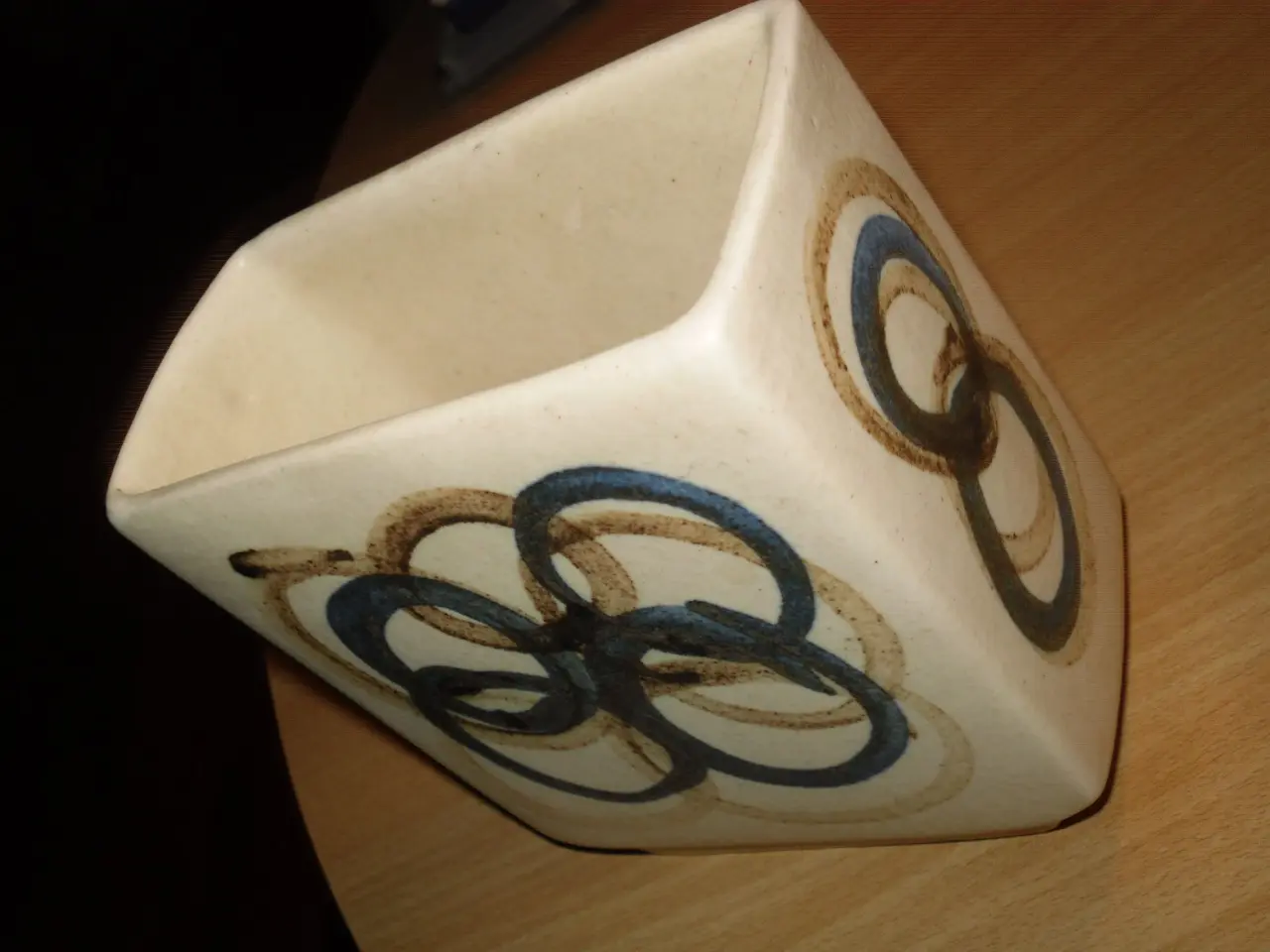 Billede 3 - RETRO Flot keramik Vase. BYD. Danmark.