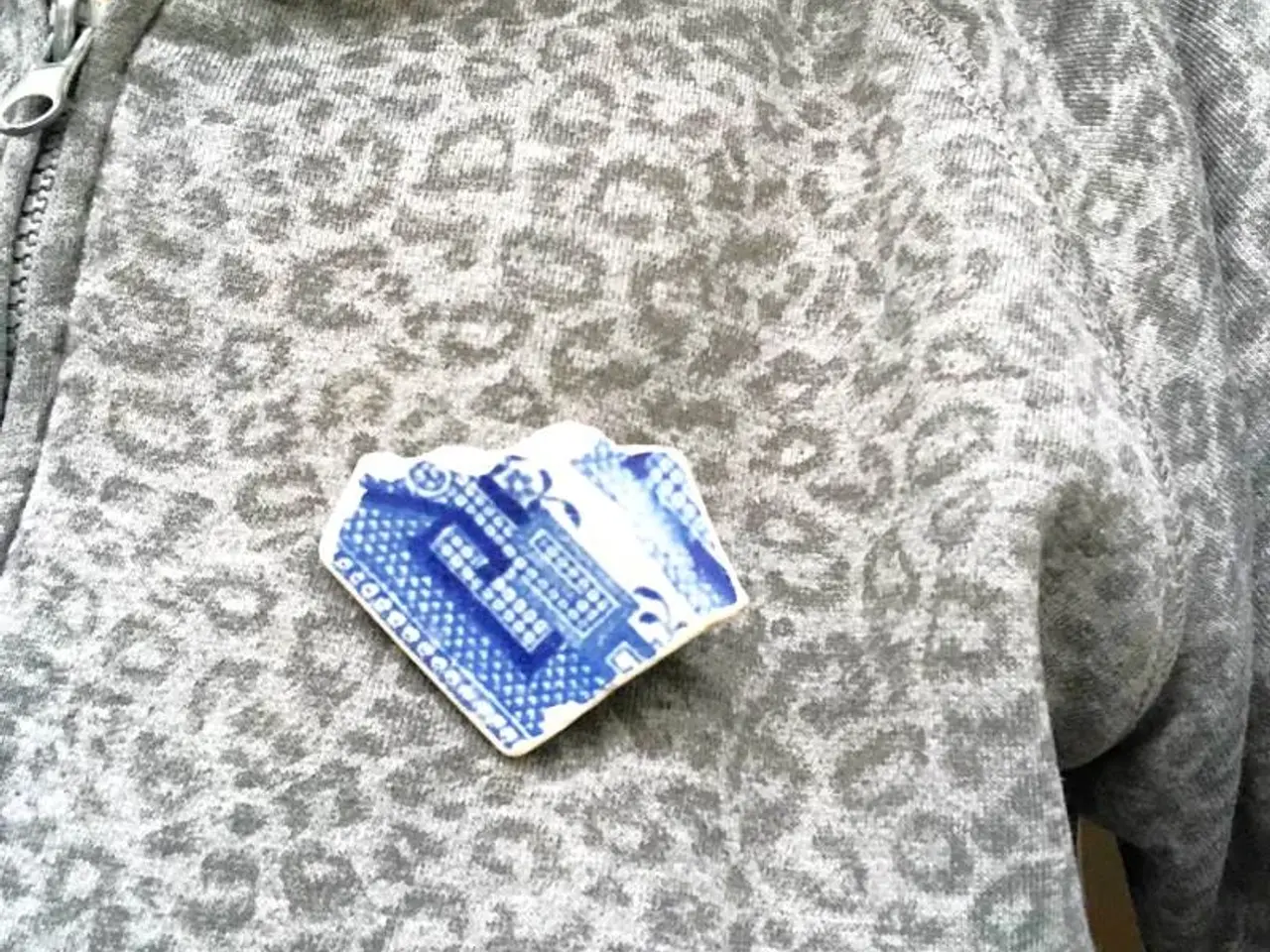 Billede 5 - BROCHE med ANTIK FLISE - håndlavet