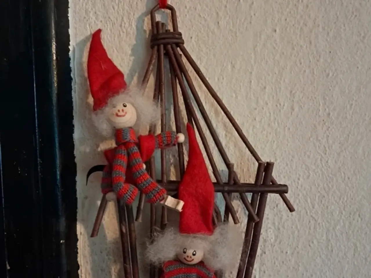 Billede 1 - Nisse med træpinde