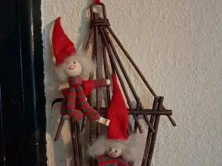 Nisse med træpinde