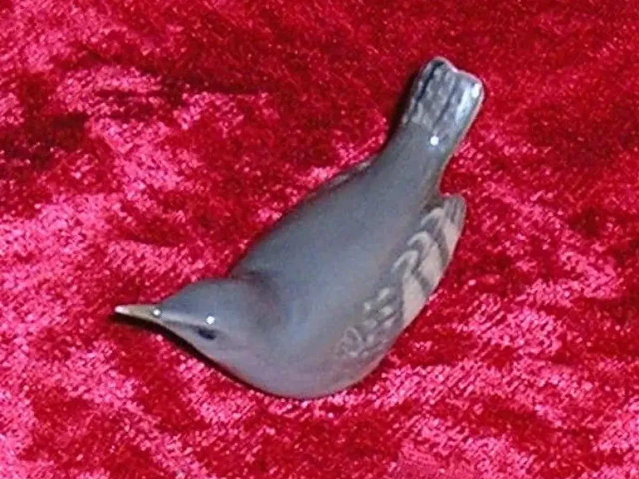Billede 1 - dahl jensen figur 1031, gærdesmutte, 7x7 cm