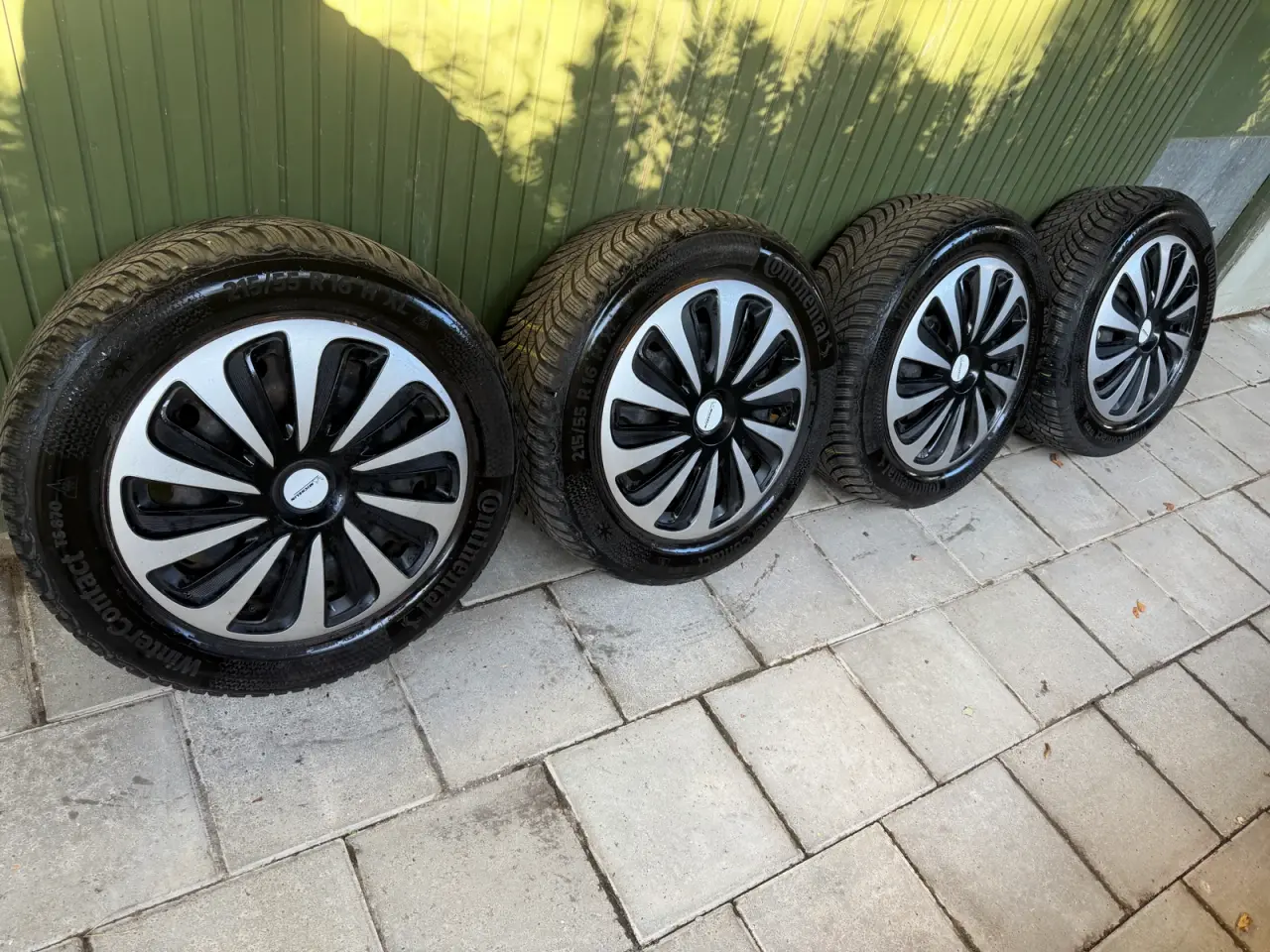 Billede 1 - 16” Originale Ford stålfælge med Conti vinterdæk